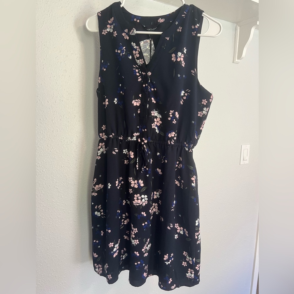 41 Hawthorn Women’s Small Floral Navy Dress